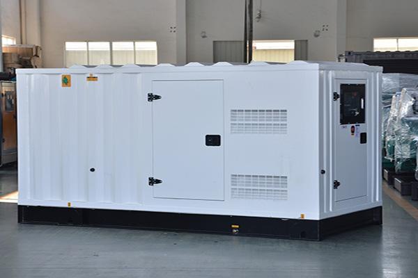 大东发电机组气门间隙的调整周期是多久？